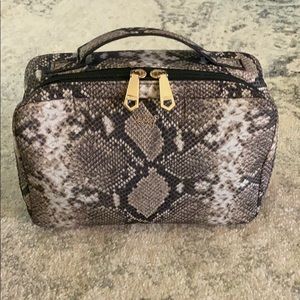 Victoria’s Secret makeup travel bags